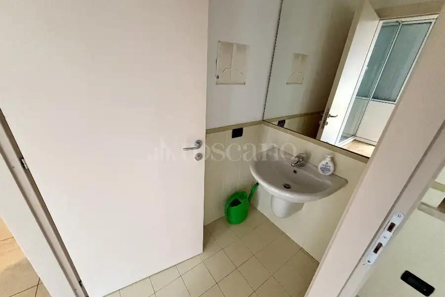 Palazzo in vendita di 365 mq a €650.000 (rif. 21/2026)