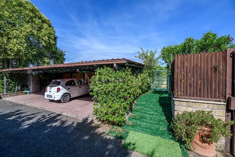 Villino a Schiera in vendita di 310 mq a €800.000 (rif. 16/2024)