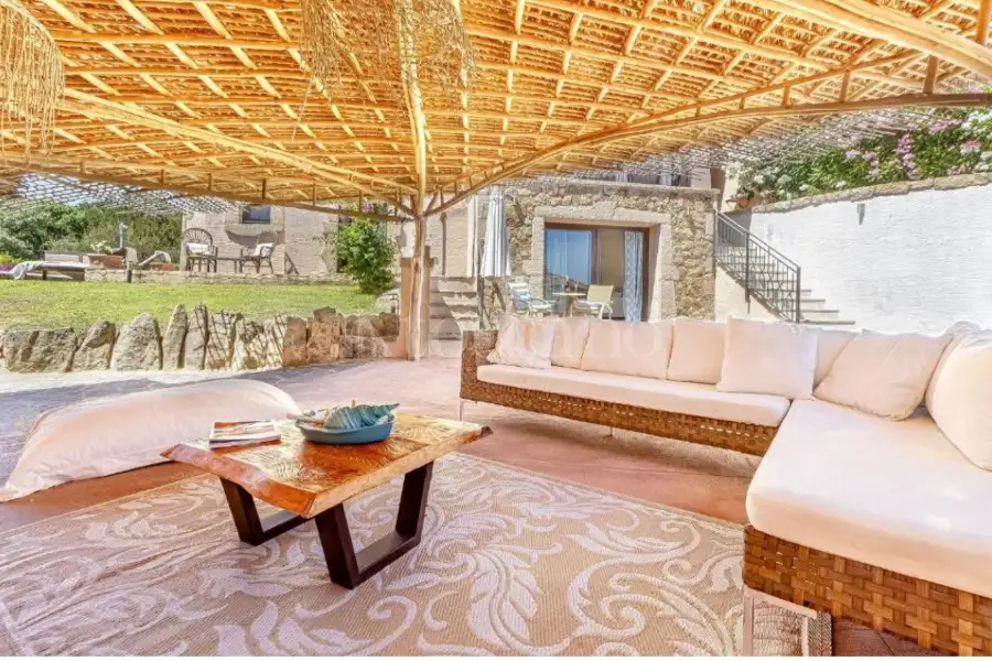 Villino a Schiera in vendita di 107 mq a €860.000 (rif. 24/2026)