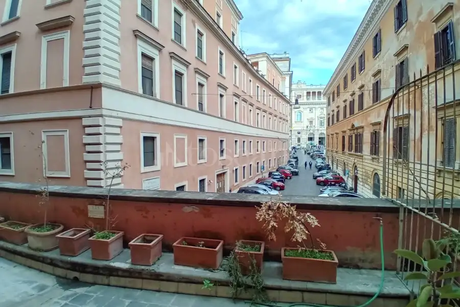 Casa in vendita di 210 mq a €1.990.000 (rif. 10/2023)
