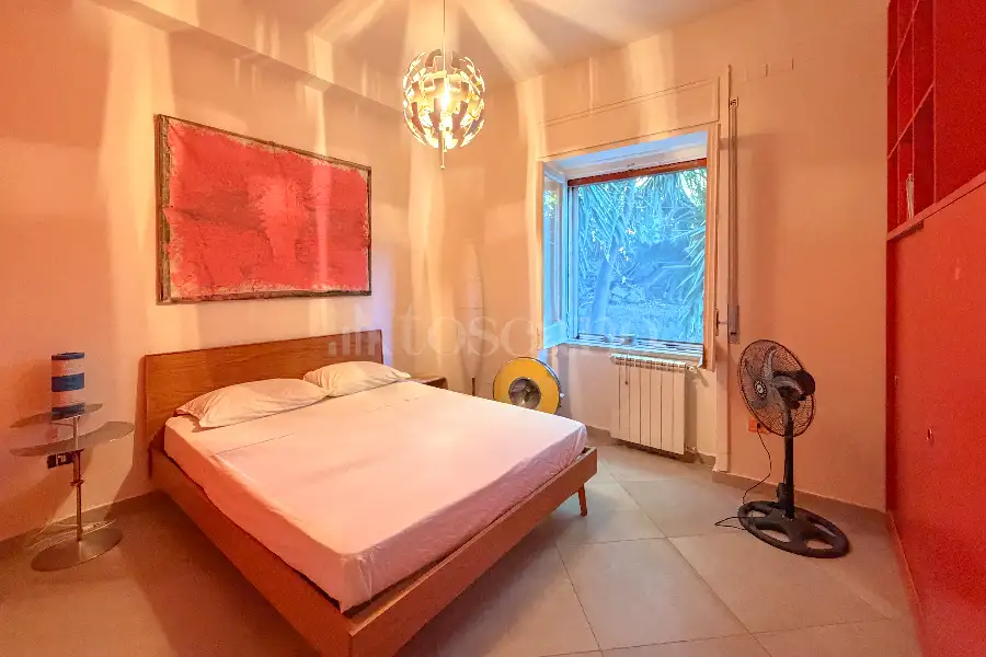 Casa in vendita di 210 mq a €990.000 (rif. 50/2026)