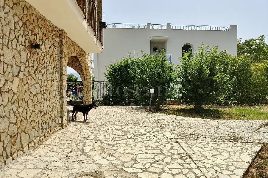 Villa in vendita di 300 mq a €495.000 (rif. 56/2026)