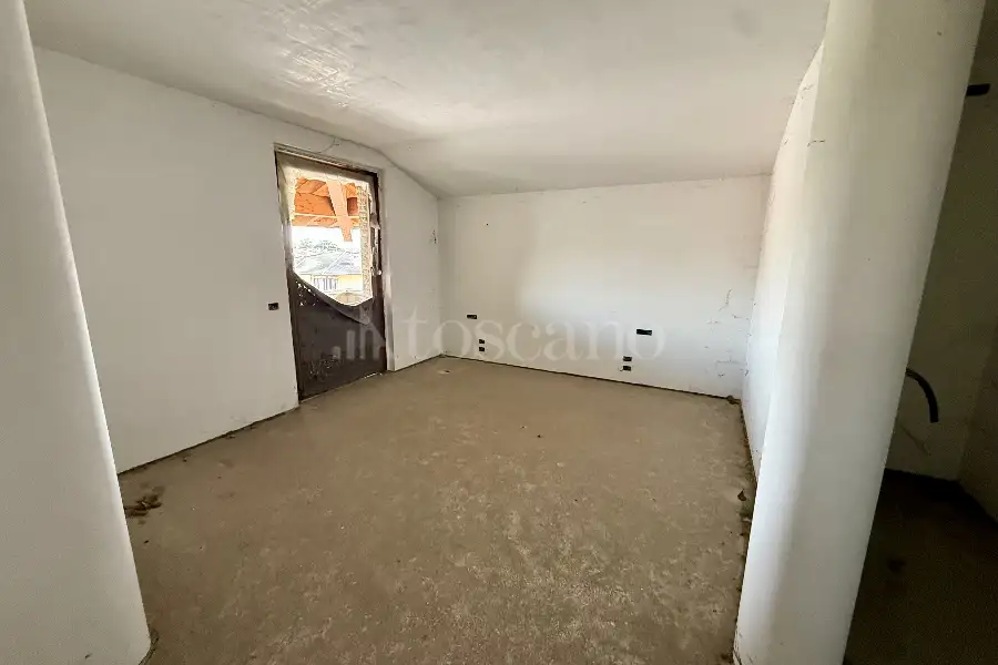 Villa Bifamiliare in vendita di 420 mq trattativa riservata (rif. 17/2026)