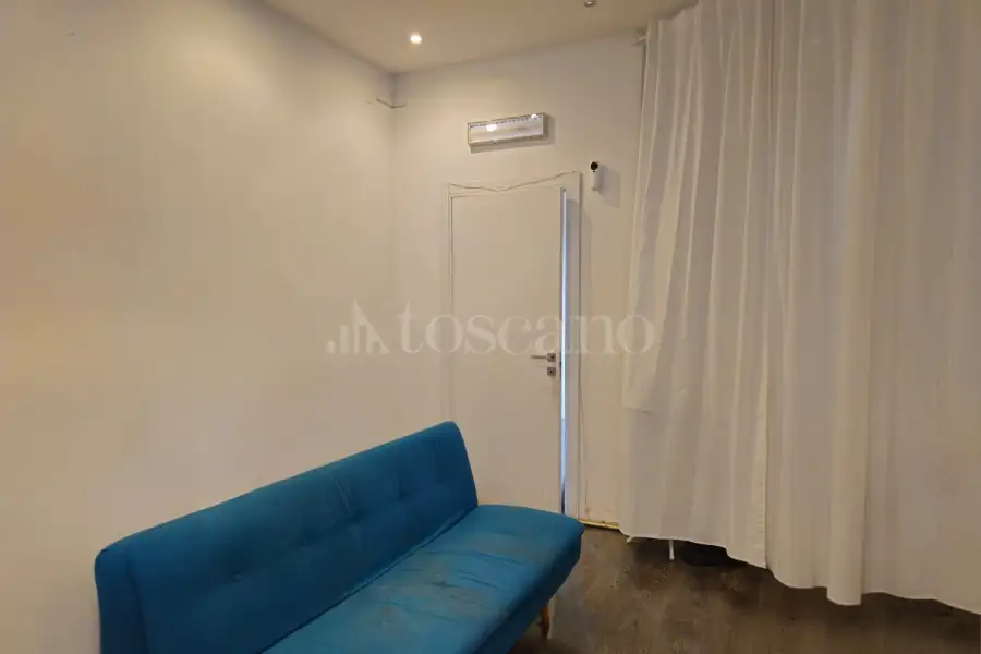 Negozio in affitto di 122 mq a €3.350 (rif. 15/2026)