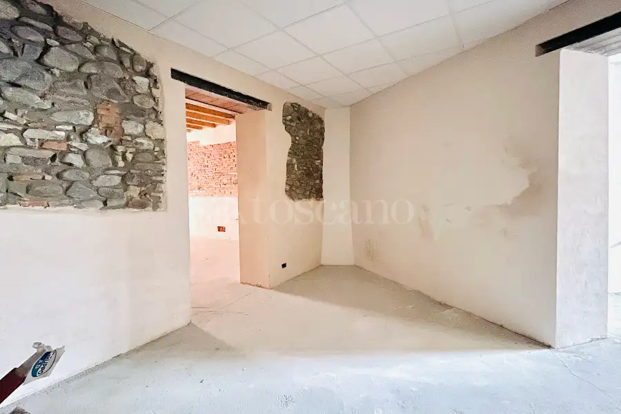 Laboratorio in vendita di 76 mq a €150.000 (rif. 107/2025)