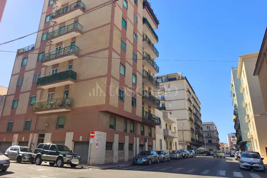 Box in vendita di 28 mq a €27.000 (rif. 41/2026)