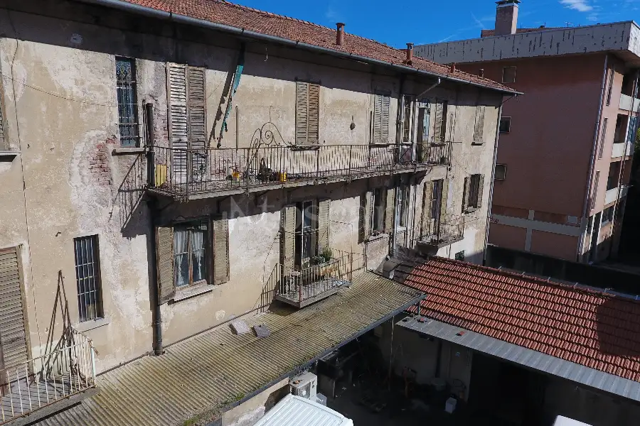 Palazzo in vendita di 1.470 mq trattativa riservata (rif. 123/2026)