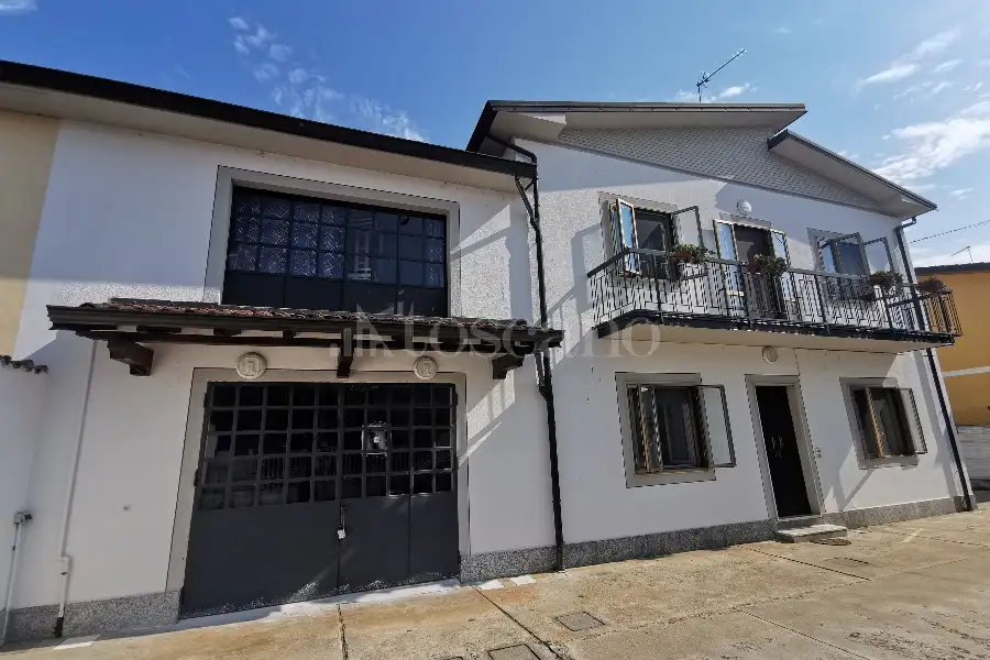 Casa Indipendente in vendita di 260 mq a €175.000 (rif. 6/2026)