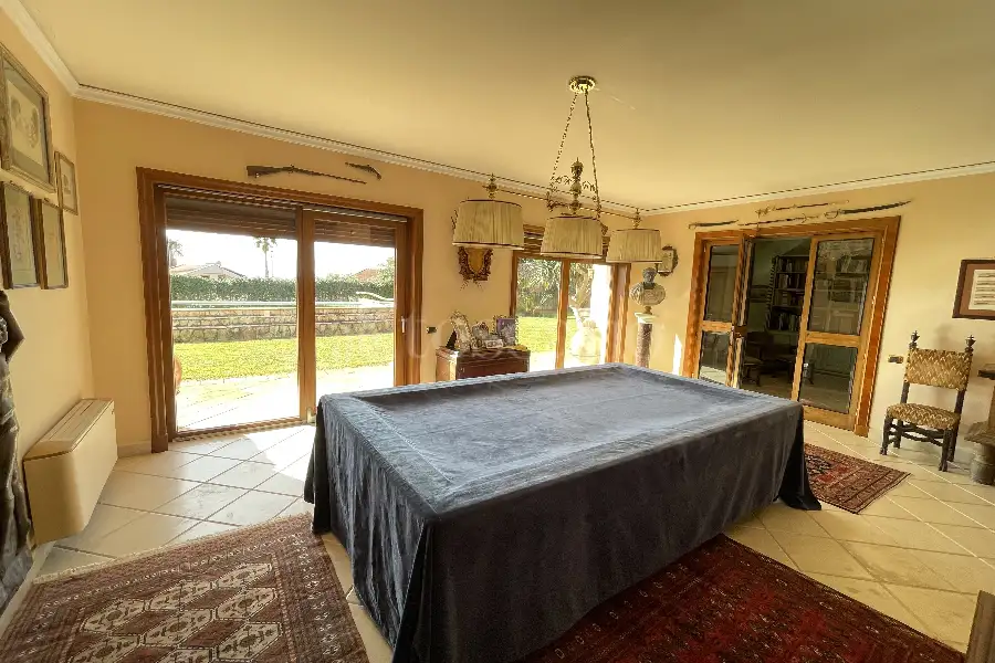 Villa in vendita di 500 mq a €1.500.000 (rif. 45/2025)