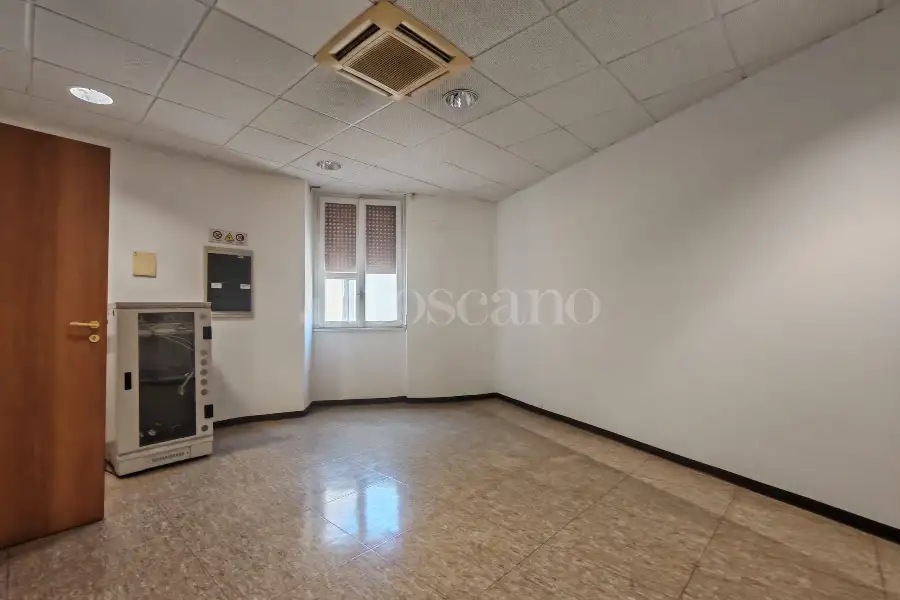 Palazzo in vendita di 800 mq a €1.300.000 (rif. 25/2026)