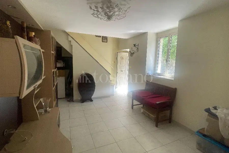 Casa Indipendente in vendita di 110 mq a €78.000 (rif. 9/2026)
