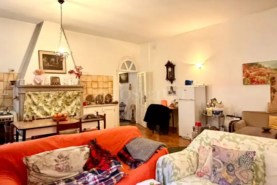Casa Indipendente in vendita di 149 mq a €750.000 (rif. 3/2026)
