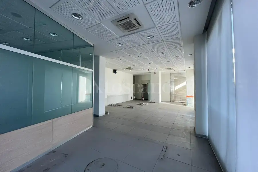 Negozio in vendita di 180 mq a €439.000 (rif. 6/2026)