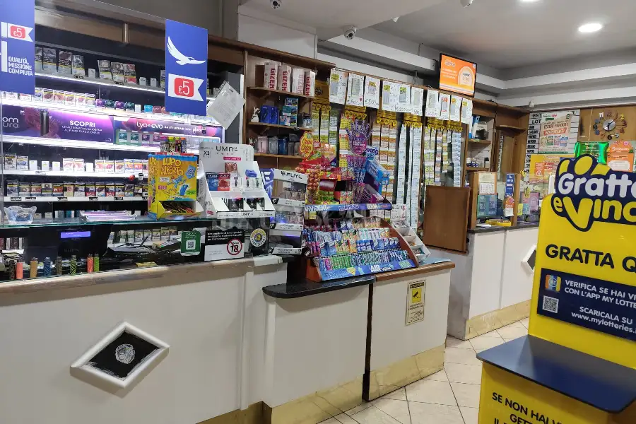 Attività Commerciale in vendita di 40 mq a €179.000 (rif. 12/2026)