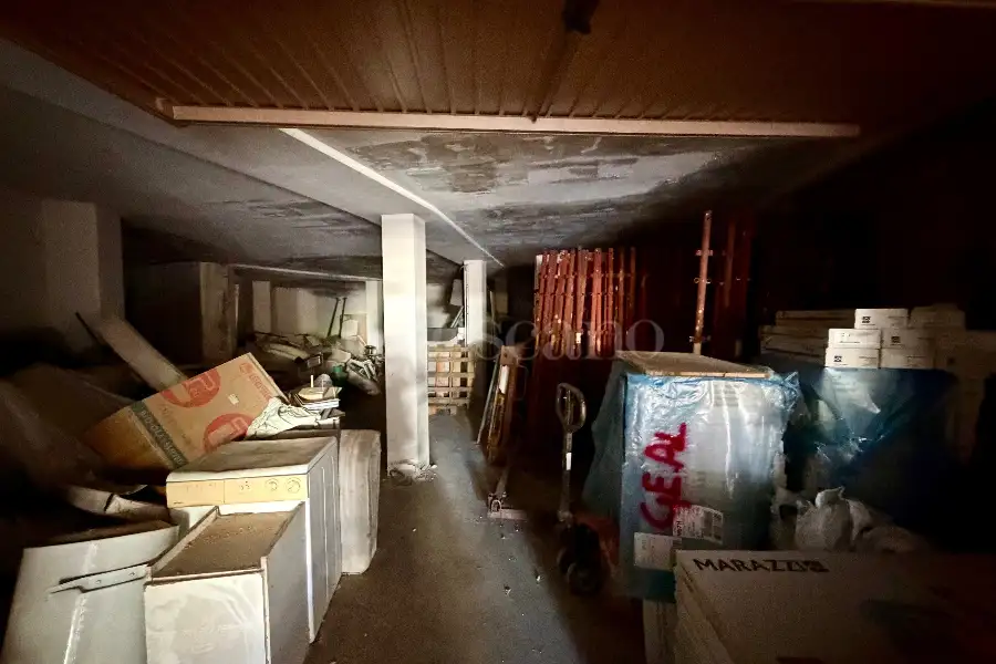 Magazzino in vendita di 220 mq a €105.000 (rif. 81/2025)