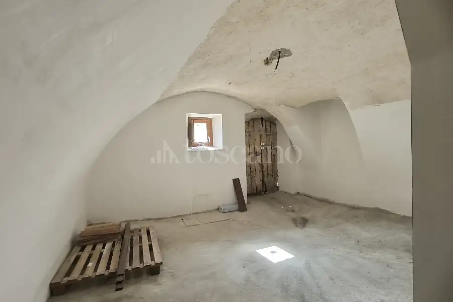 Casa Indipendente in vendita di 200 mq a €115.000 (rif. 36/2026)