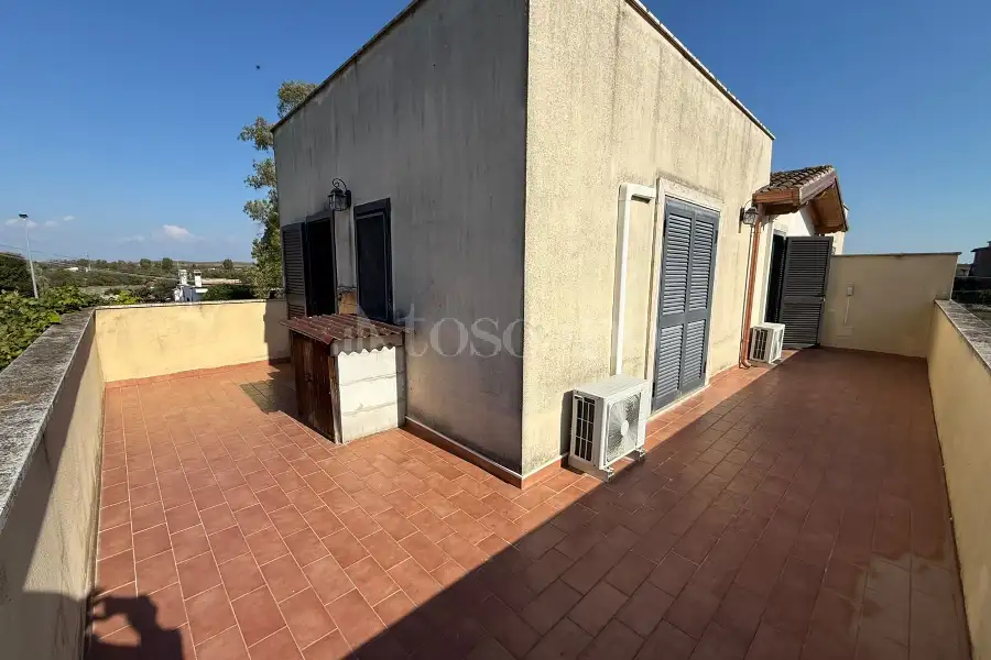 Villa Bifamiliare in vendita di 100 mq a €236.000 (rif. 16/2026)