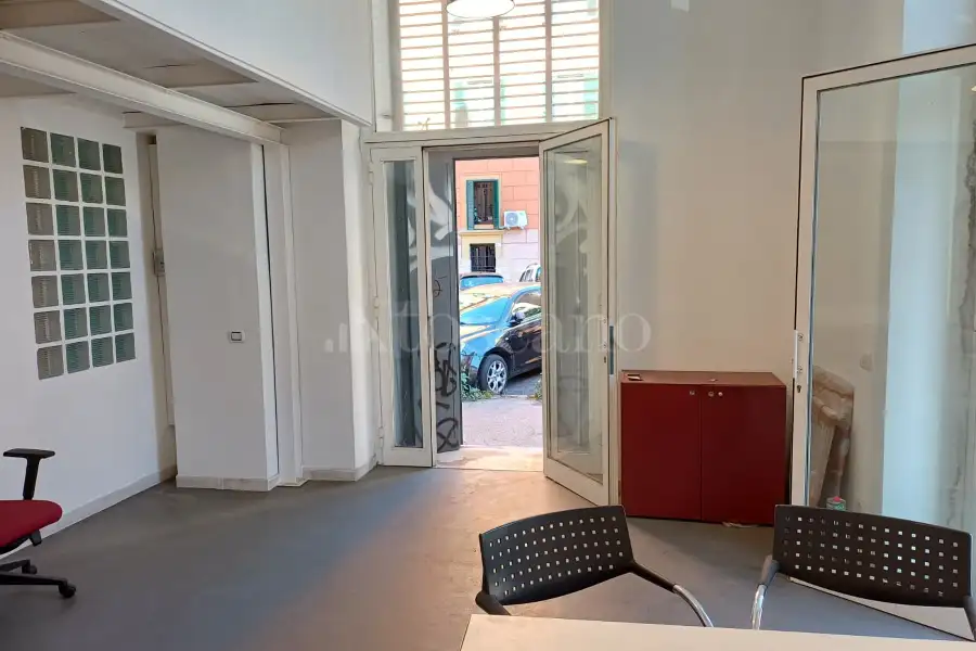 Negozio in vendita di 35 mq a €225.000 (rif. 37/2025)