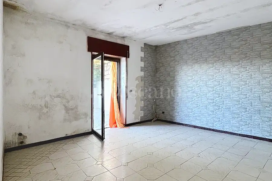 Casa Indipendente in vendita di 200 mq a €79.000 (rif. 167/2025)