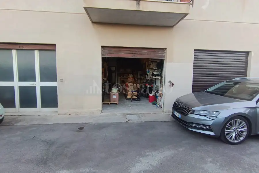 Box in vendita di 40 mq a €149.000 (rif. 111/2026)
