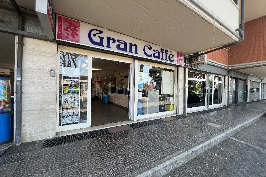 Negozio in vendita di 90 mq a €320.000 (rif. 76/2025)