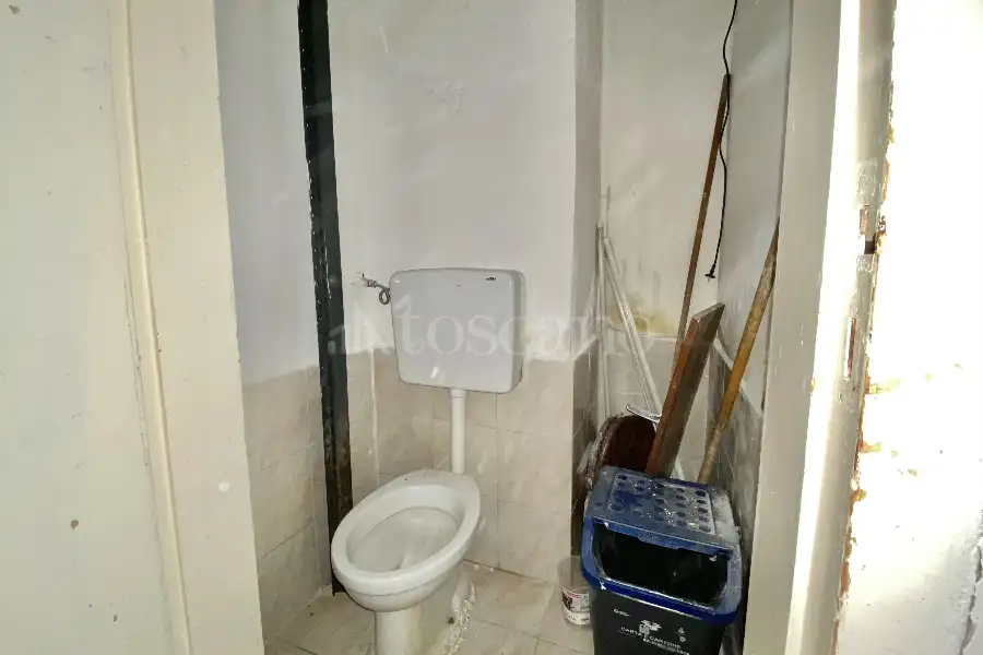 Negozio in affitto di 73 mq a €580 (rif. 23/2026)