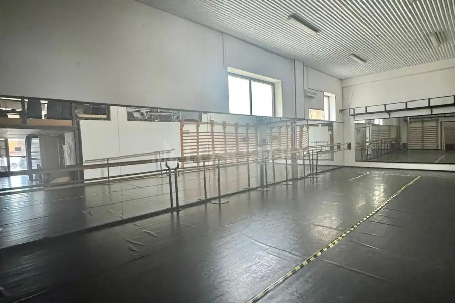Negozio in affitto di 600 mq a €2.500 (rif. 51/2026)