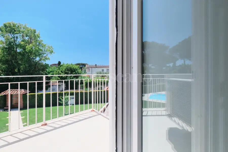 Villa Bifamiliare in vendita di 510 mq a €1.850.000 (rif. 30/2026)