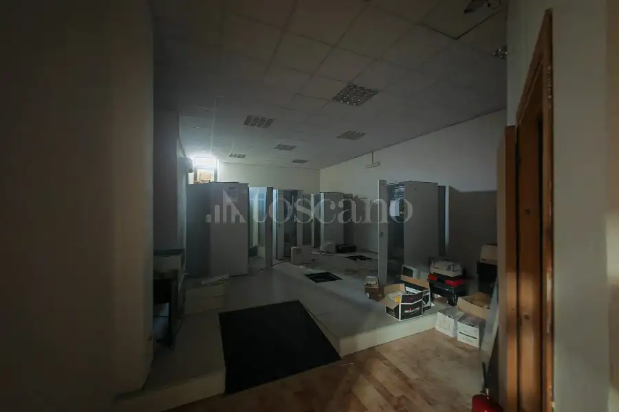 Magazzino in vendita di 368 mq a €210.000 (rif. 47/2026)