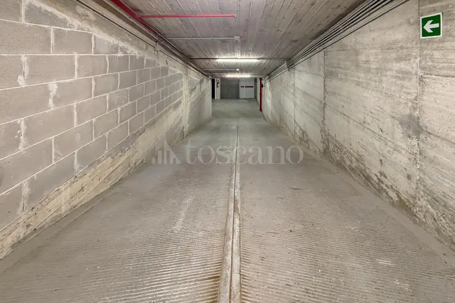 Box in vendita di 20 mq a €60.000 (rif. 51/2025)