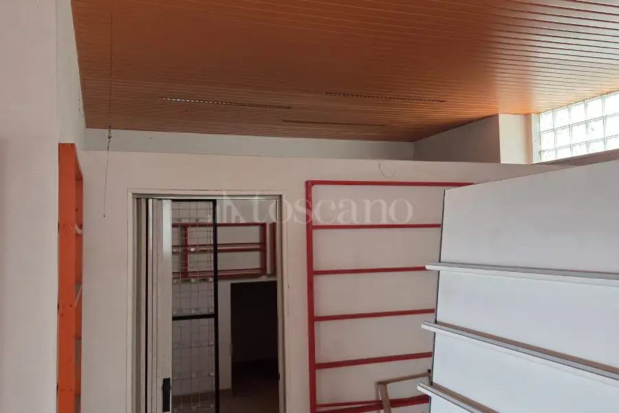 Villa Bifamiliare in vendita di 276 mq a €159.000 (rif. 10/2026)