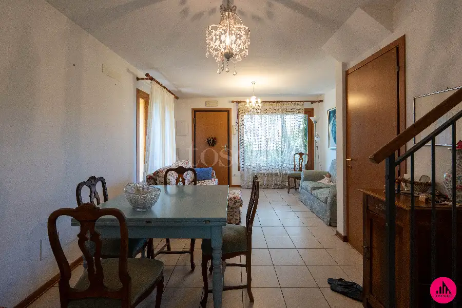 Villino a Schiera in vendita di 120 mq a €325.000 (rif. 55/2026)