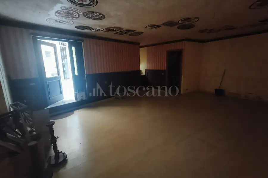 Negozio in vendita di 50 mq a €60.000 (rif. 21/2026)