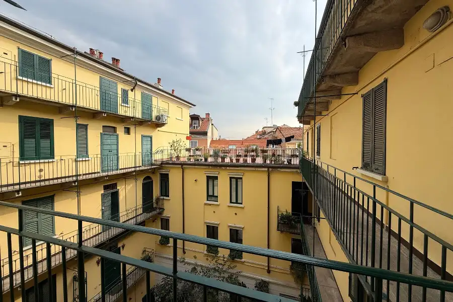 Casa in affitto di 37 mq a €1.200 (rif. 25/2026)