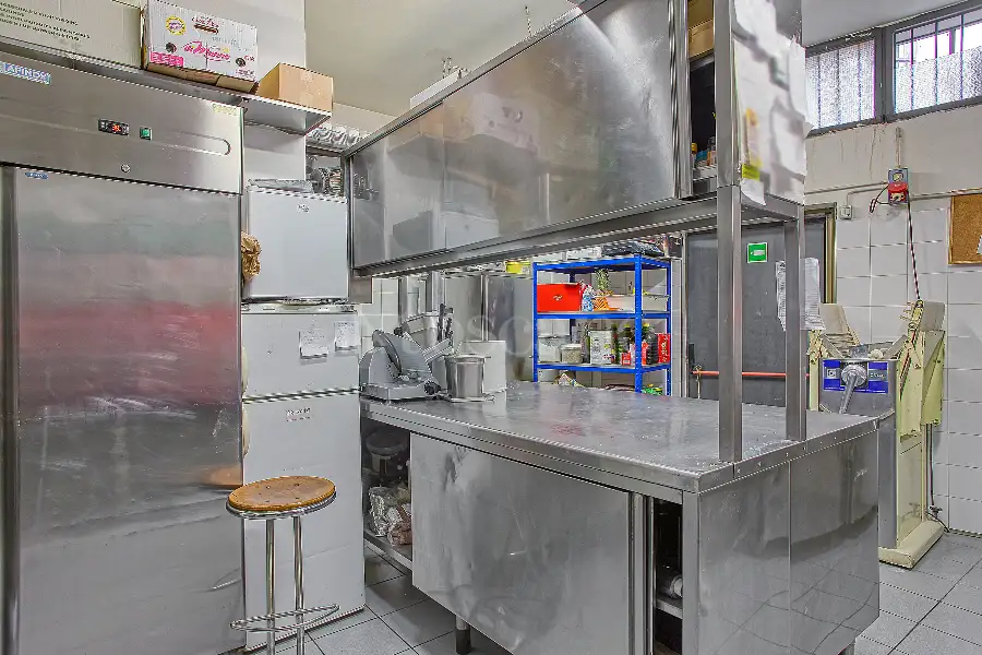 Attività Commerciale in vendita di 75 mq a €85.000 (rif. 56/2026)