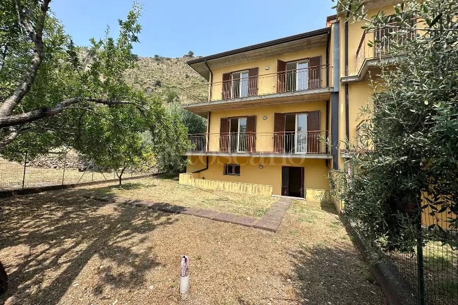 Villino a Schiera in vendita di 182 mq a €220.000 (rif. 31/2023)