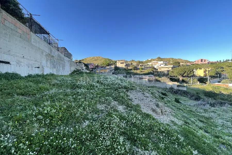 Agricolo in vendita di 1.110 mq a €21.000 (rif. 13/2026)