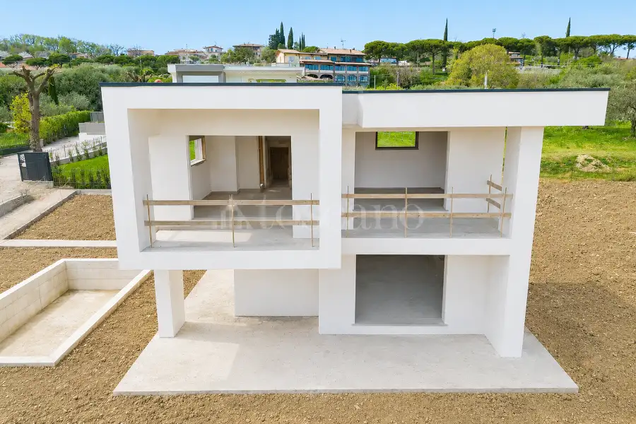 Villa in vendita di 350 mq a €1.100.000 (rif. 26/2025)
