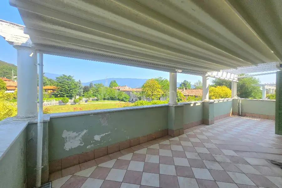 Villa in vendita di 250 mq a €710.000 (rif. 54/2026)