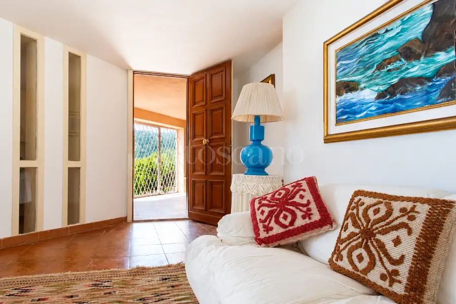 Villa in vendita di 278 mq a €1.200.000 (rif. 41/2025)