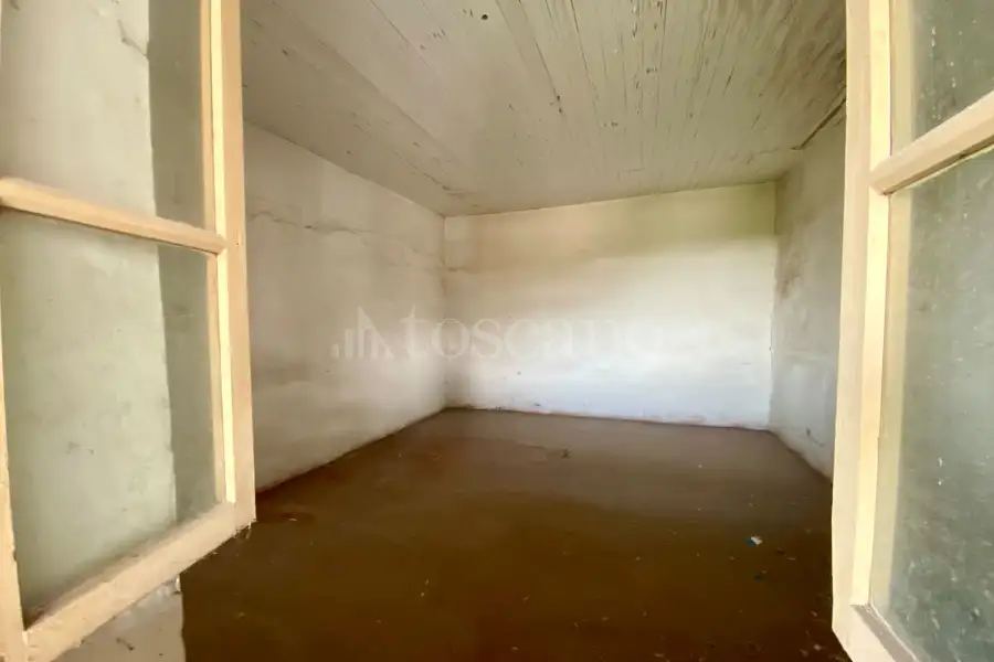 Rustico in vendita di 266 mq a €375.000 (rif. 20/2026)