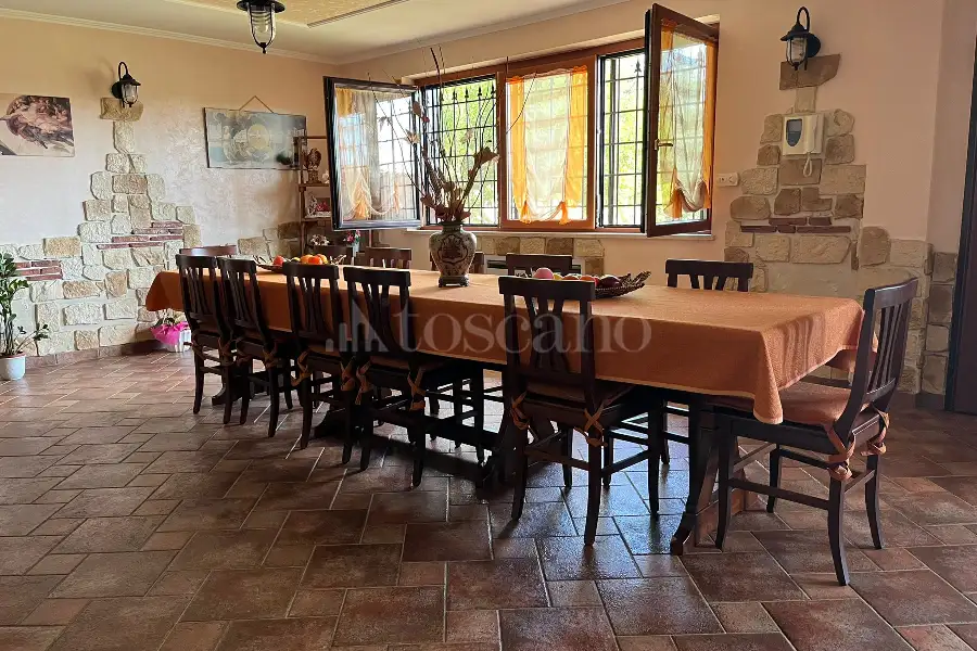 Villa in vendita di 250 mq a €599.000 (rif. 50/2025)