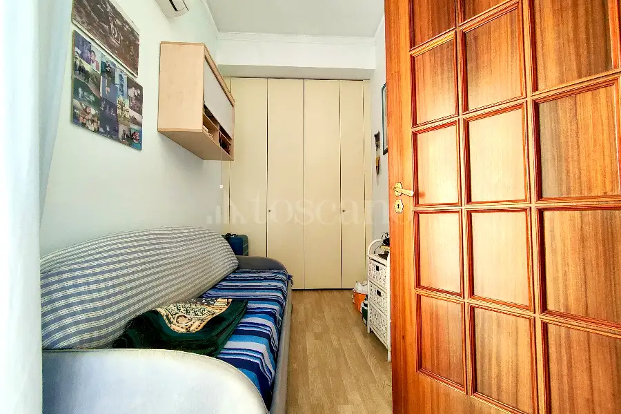 Attico in vendita di 210 mq a €375.000 (rif. 17/2026)