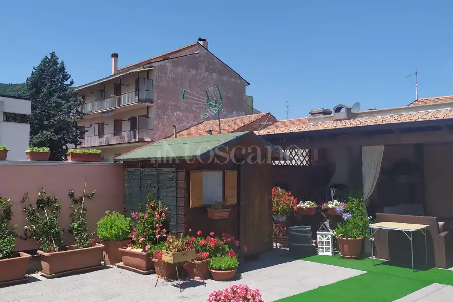 Casa in vendita di 230 mq a €450.000 (rif. 49/2026)