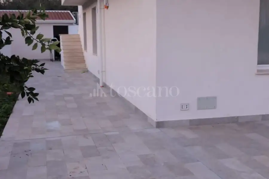 Villa in vendita di 346 mq a €365.000 (rif. 50/2024)