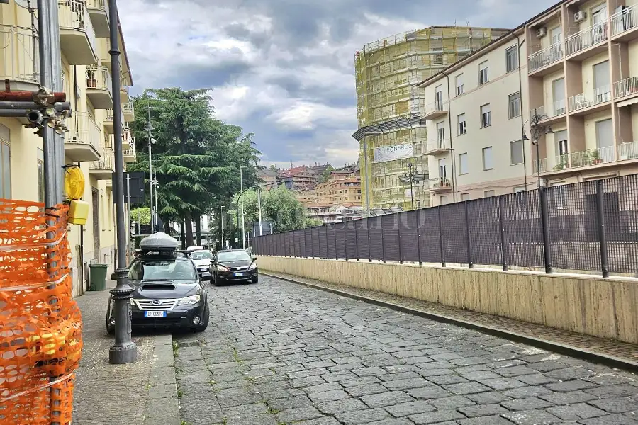 Negozio in affitto di 150 mq a €1.000 (rif. 126/2026)