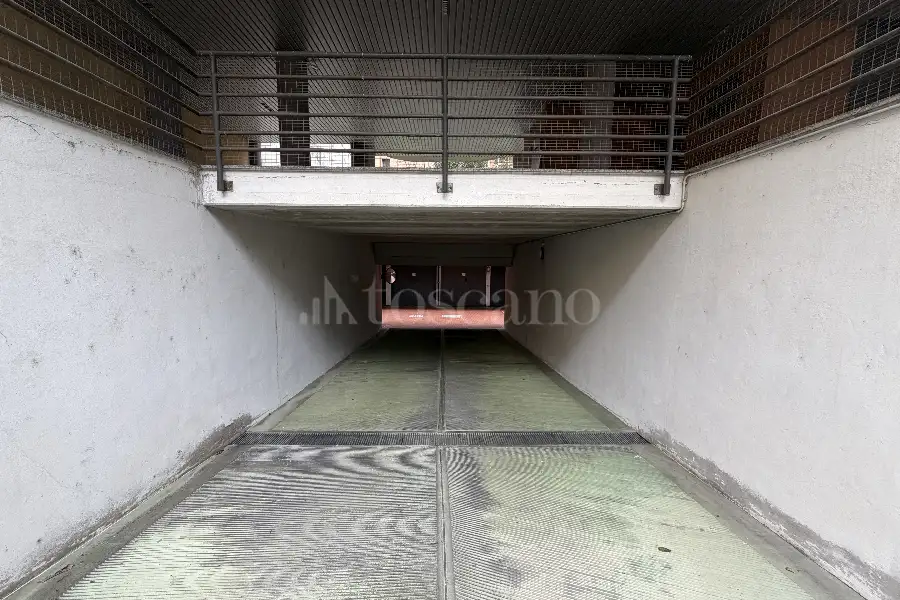 Box in vendita di 16 mq a €40.000 (rif. 6/2026)