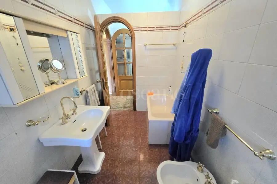 Villa in vendita di 550 mq a €970.000 (rif. 10/2026)