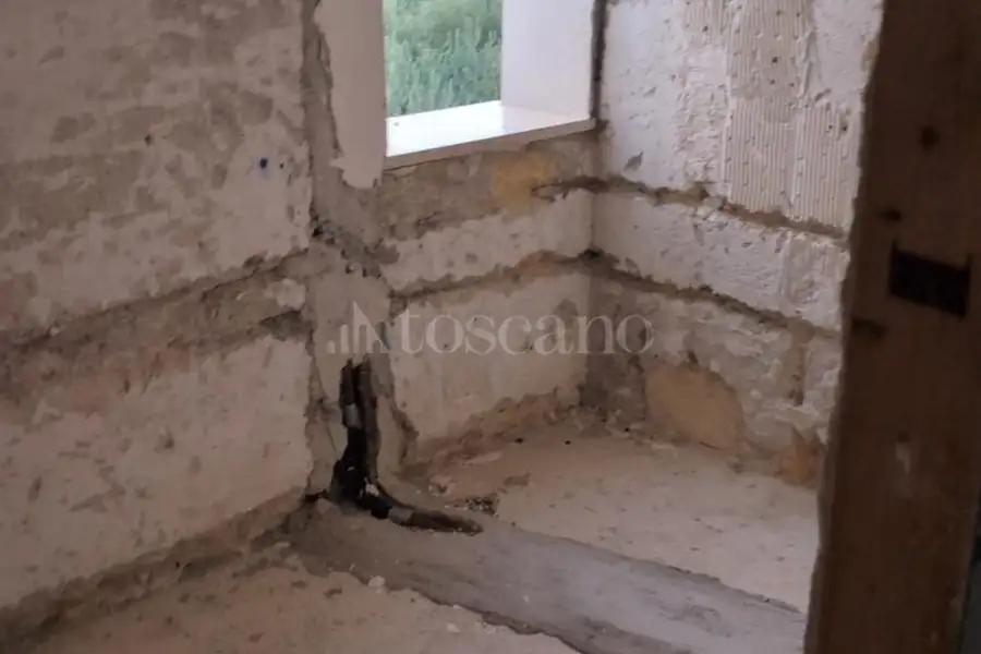 Villa in vendita di 346 mq a €365.000 (rif. 50/2024)