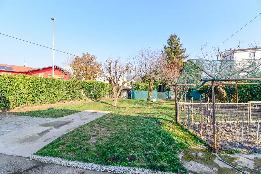 Casa Indipendente in vendita di 200 mq a €680.000 (rif. 1/2025)